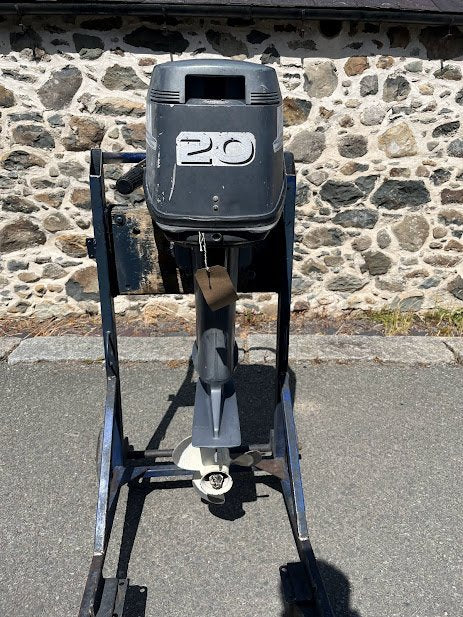 Used 20hp Yamaha 2 stroke, shortshaft, manual start, tiller control.