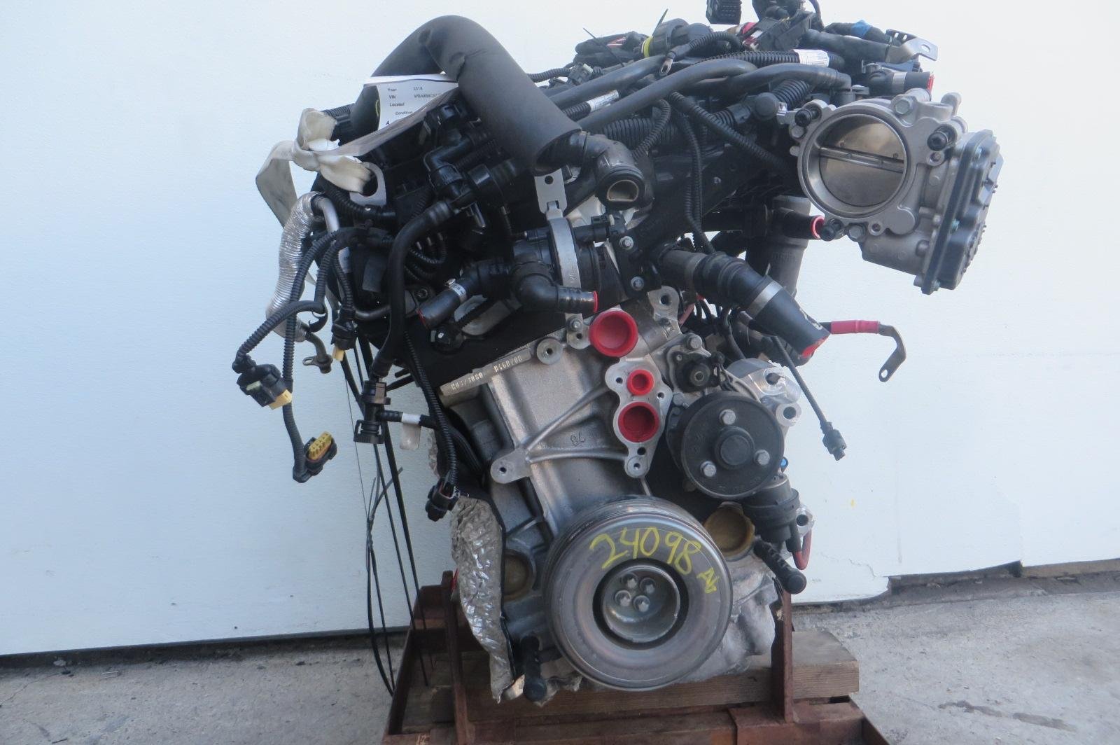 2018 BMW 330i Engine Assembly