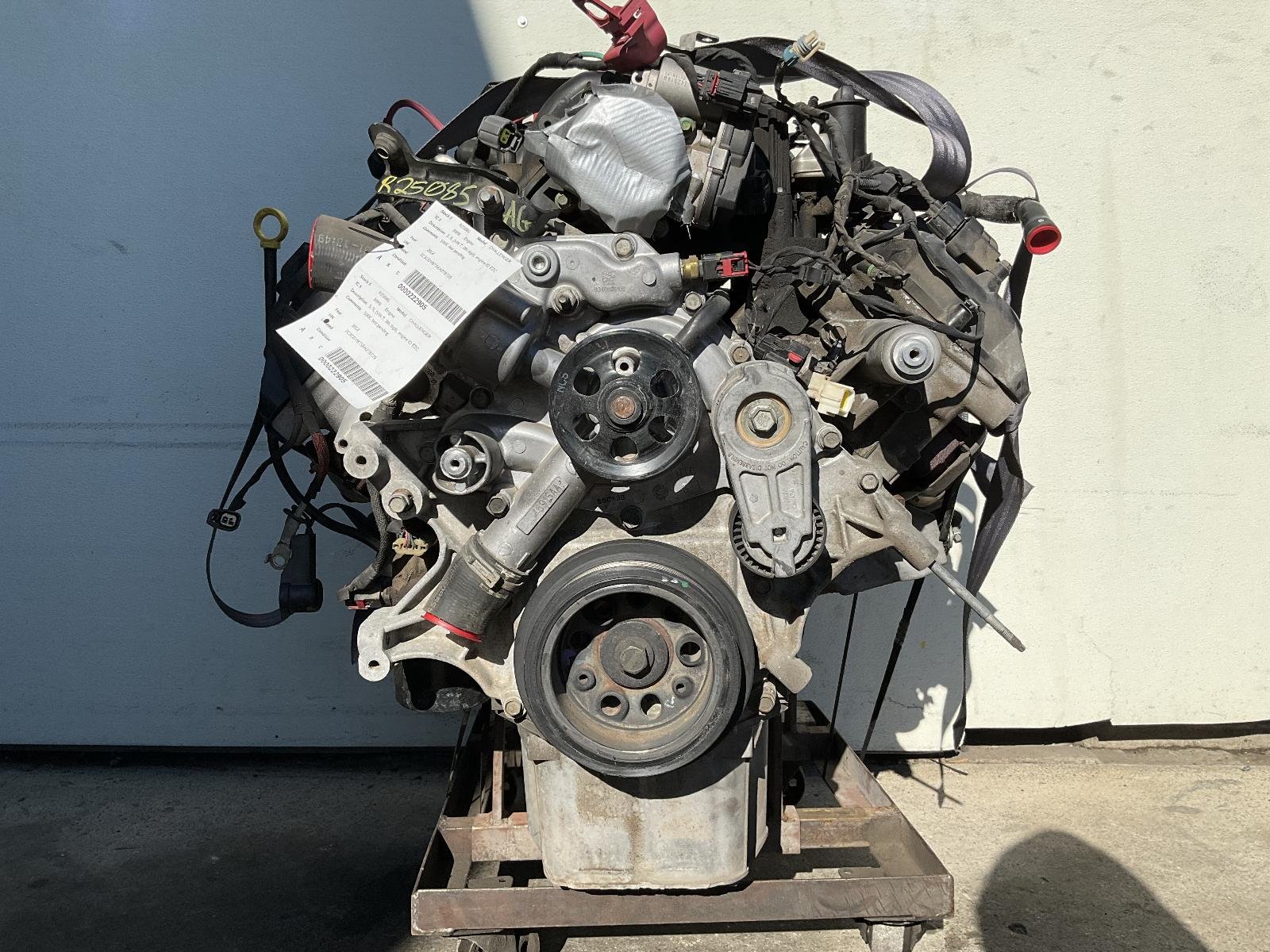 2014 Dodge Challenger Engine Assembly